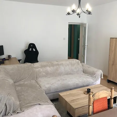 - 3 Swiata Strony Apartment *